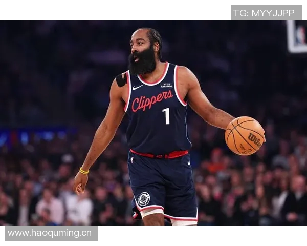 记者:骑士愿意为哈登提供其在快船未能获得的长期保障合同